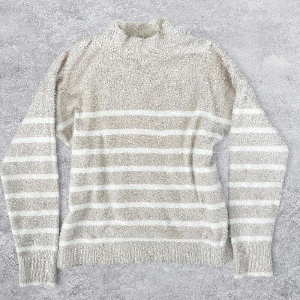 j. society New York Beige White‎ Striped Fuzzy Turtle Neck Sweater Small